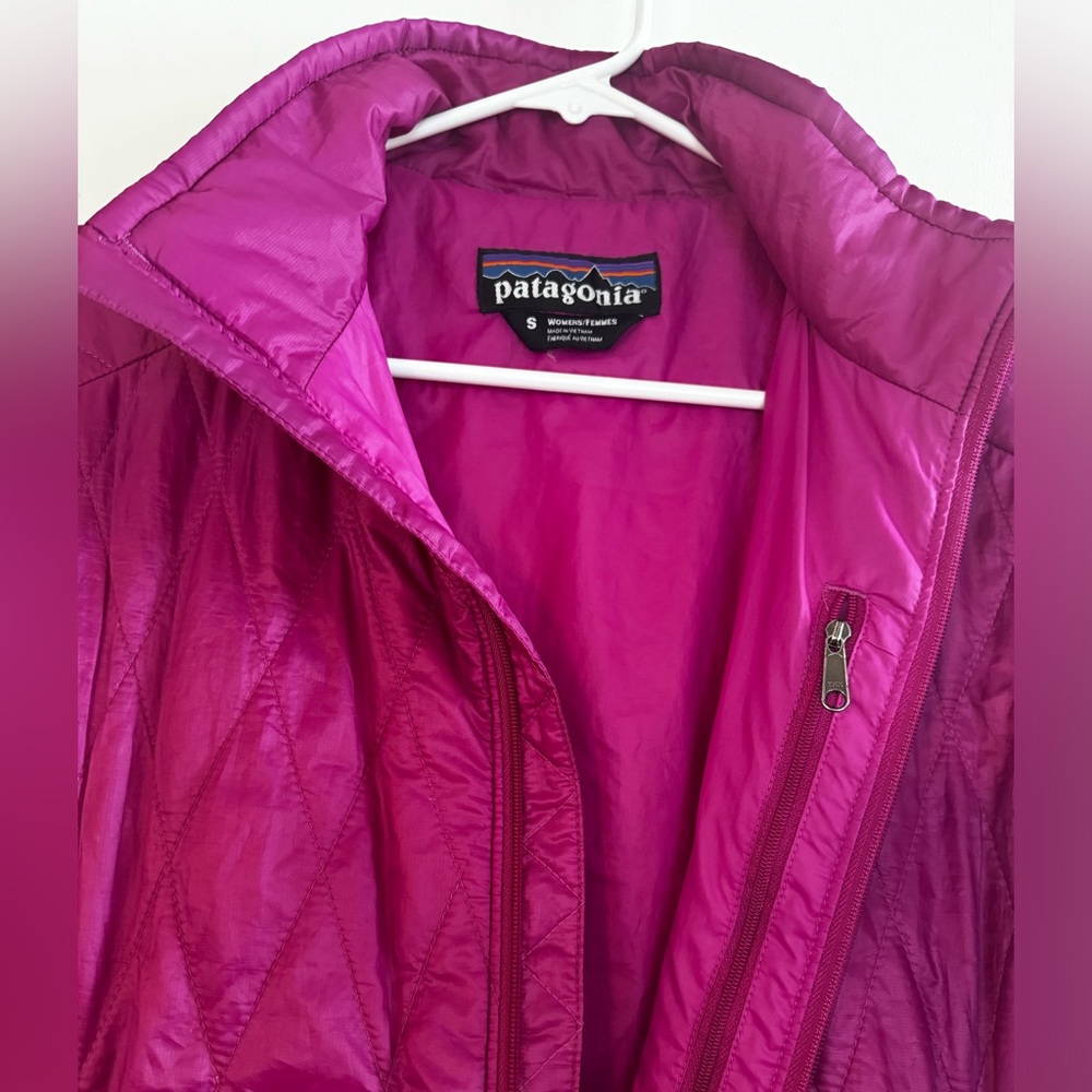 Patagonia pink jacket nano puff full zip size small